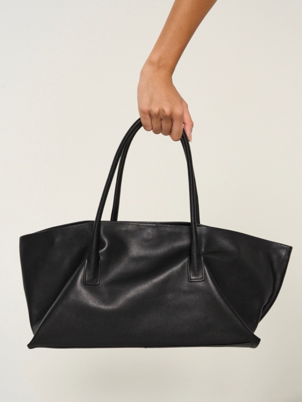 Piper Leather Bag in Black